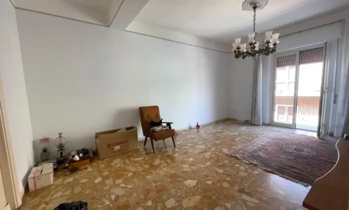 Rexer-REGGIO-CALABRIA-Luminoso-appartamento-in-vendita-a-Reggio-Calabria-SALONE