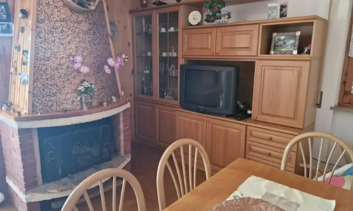 Rexer-Tagliacozzo-Appartamento-in-vendita-in-via-Roma-a-Tagliacozzo-Cucina