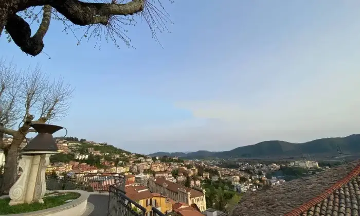 Rexer-Fiuggi-Vendesi-appartamento-in-Cesare-Battisti-Fiuggi-Terrazzo