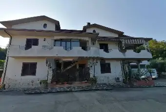 Rexer-SantAngelo-a-Cupolo-Vendesi-Villa-plurifamiliare-viale-MichelangeloSantAngelo-a-Cupolo-Terrazzo