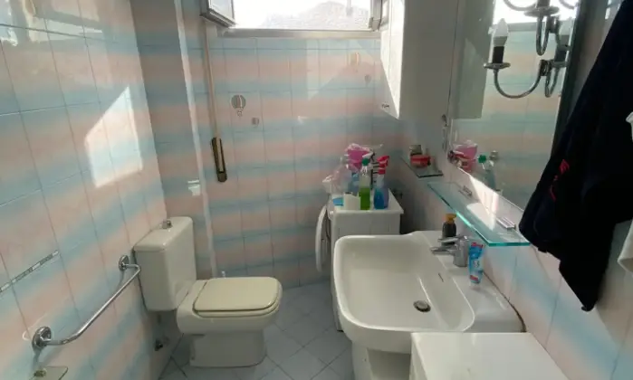 Rexer-Loano-Appartamento-a-pochi-passi-dal-Lungomare-di-Loano-BAGNO