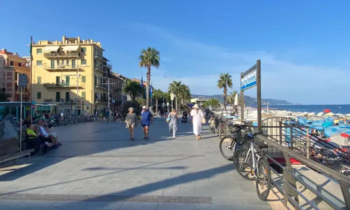 Rexer-Loano-Appartamento-a-pochi-passi-dal-Lungomare-di-Loano-ALTRO