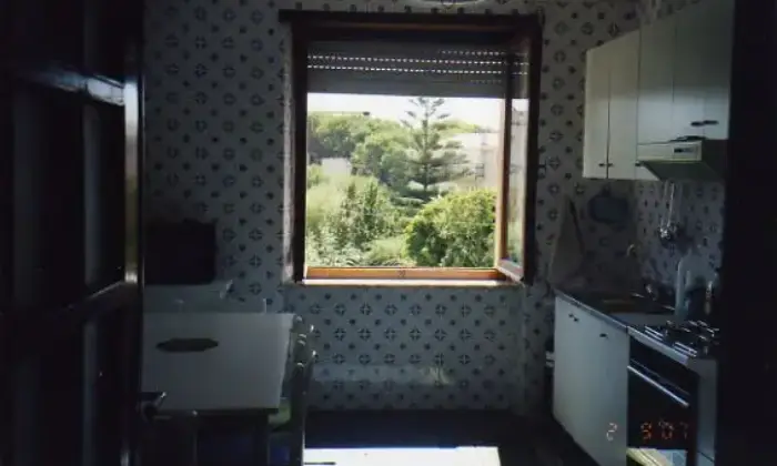 Rexer-Siniscola-Appartamento-al-primo-piano-in-localit-CALETTA-di-Siniscola-a-meno-di-mt-dal-mare-raggiungibile-a-piedi-Cucina