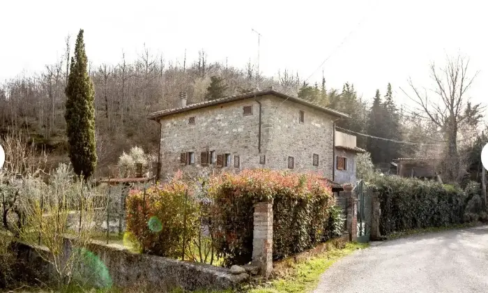 Rexer-Scarperia-e-San-Piero-Vendesi-casale-in-Via-di-cavallico-a-Scarperia-e-San-Piero-Giardino