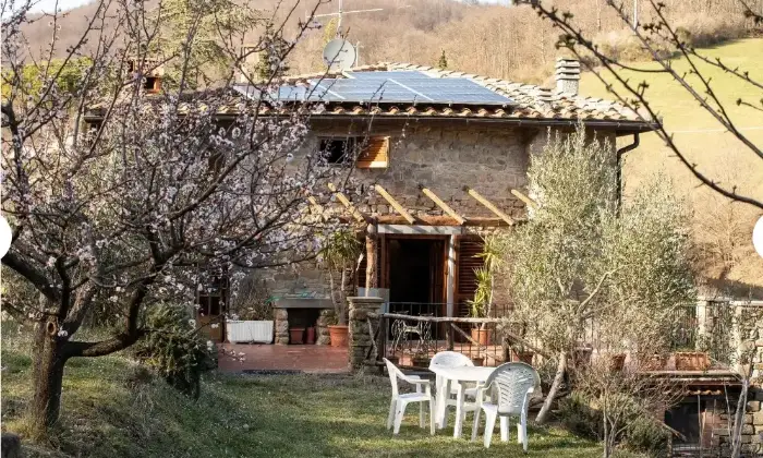 Rexer-Scarperia-e-San-Piero-Vendesi-casale-in-Via-di-cavallico-a-Scarperia-e-San-Piero-Terrazzo
