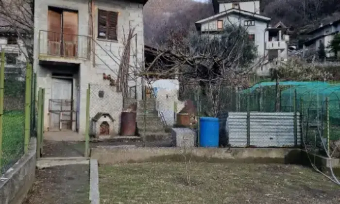 Rexer-Verceia-Vendesi-Propriet-rustica-con-terreni-a-Verceia-Altro