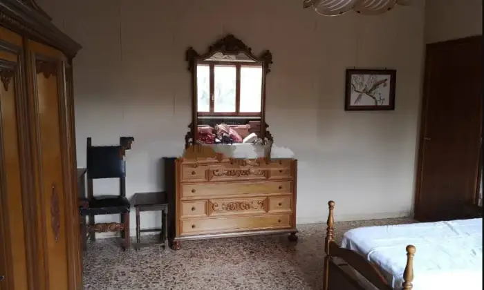 Rexer-Avezzano-Appartamento-via-Leone-Marsicano-Centro-Avezzano-CameraDaLetto