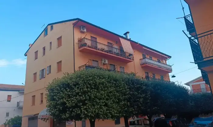 Rexer-SantArcangelo-Appartamento-in-centro-San-Brancato-Giardino