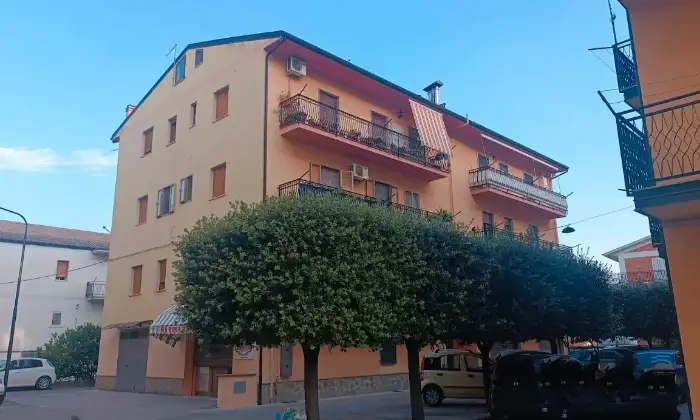 Rexer-SantArcangelo-Appartamento-in-centro-San-Brancato-Giardino