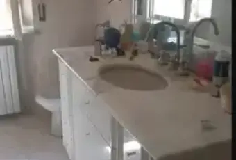 Rexer-Apiro-Casa-completamente-ristrutturata-Cucina