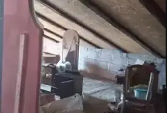 Rexer-Apiro-Casa-completamente-ristrutturata-Garage