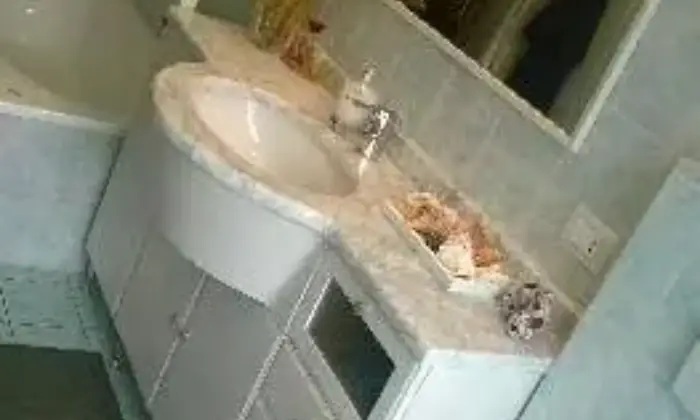 Rexer-Albenga-Trilocale-in-vendita-in-via-Piave-ad-Albenga-Bagno