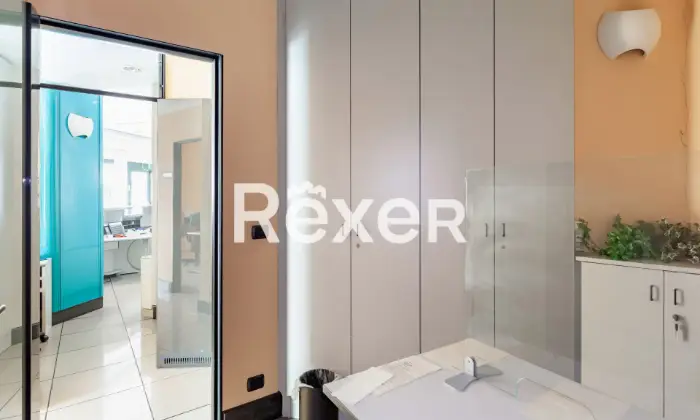 Rexer-MILANO-Immobile-commerciale-ex-Agenzia-bancaria-su-due-livelli-mq-Altro