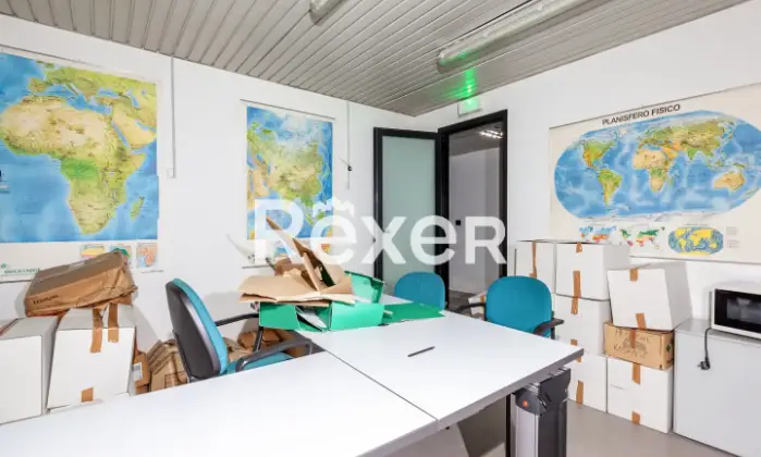Rexer-MILANO-Immobile-commerciale-ex-Agenzia-bancaria-su-due-livelli-mq-Salone