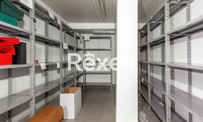 Rexer-MILANO-Immobile-commerciale-ex-Agenzia-bancaria-su-due-livelli-mq-Altro