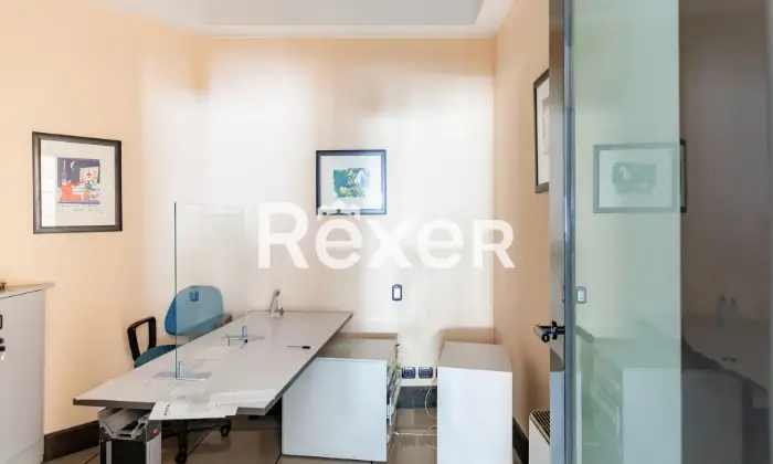 Rexer-MILANO-Immobile-commerciale-ex-Agenzia-bancaria-su-due-livelli-mq-Altro