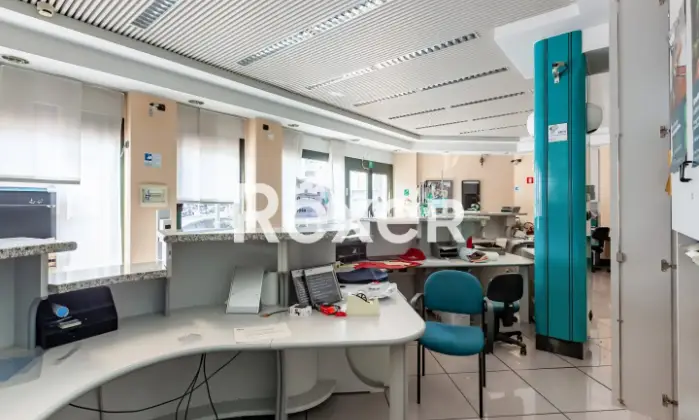 Rexer-MILANO-Immobile-commerciale-ex-Agenzia-bancaria-su-due-livelli-mq-Altro