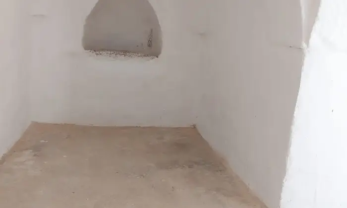 Rexer-Latiano-Trullo-contrada-Coltura-Latiano-con-terreno-Altro
