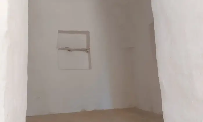 Rexer-Latiano-Trullo-contrada-Coltura-Latiano-con-terreno-Altro