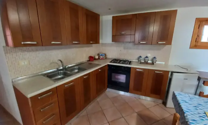 Rexer-Vittoria-Villa-con-grande-appartamento-climatizzato-Cucina