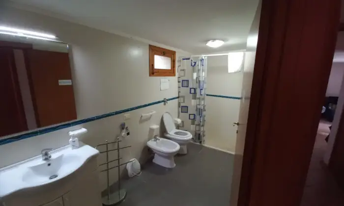Rexer-Vittoria-Villa-con-grande-appartamento-climatizzato-Bagno