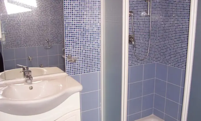 Rexer-Vittoria-Villa-con-grande-appartamento-climatizzato-Bagno