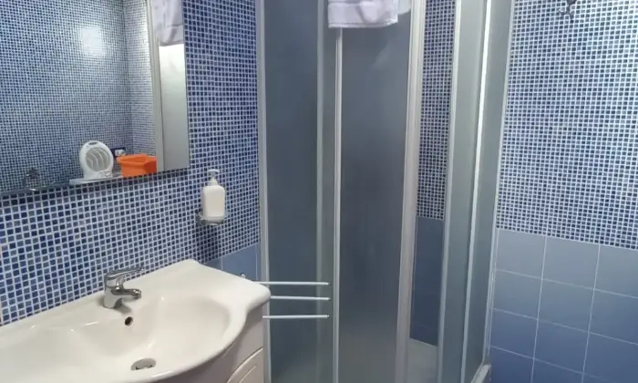 Rexer-Vittoria-Villa-con-grande-appartamento-climatizzato-Bagno