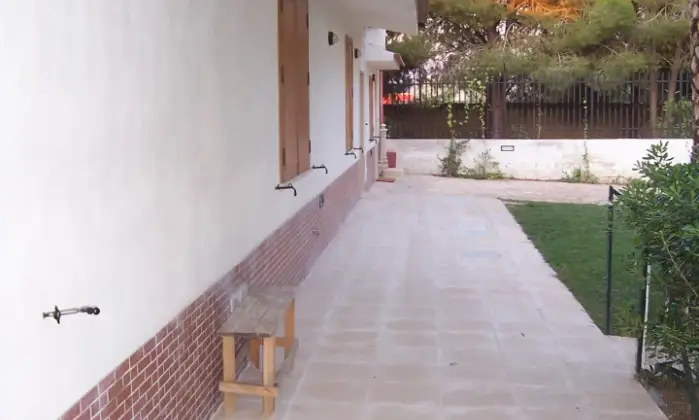 Rexer-Vittoria-Villa-con-grande-appartamento-climatizzato-Terrazzo