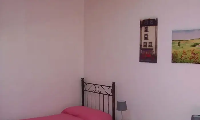 Rexer-Vittoria-Villa-con-grande-appartamento-climatizzato-CameraDaLetto