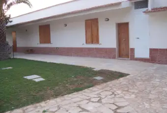 Rexer-Vittoria-Villa-con-grande-appartamento-climatizzato-Giardino