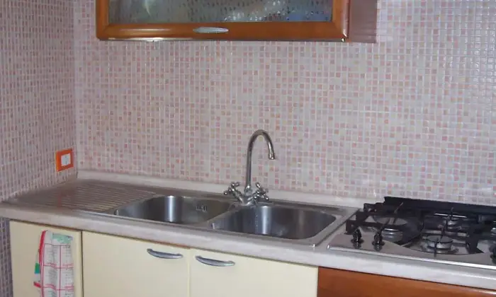 Rexer-Vittoria-Villa-con-grande-appartamento-climatizzato-Cucina