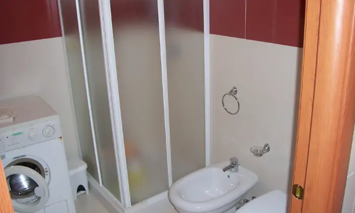 Rexer-Vittoria-Villa-con-grande-appartamento-climatizzato-Bagno