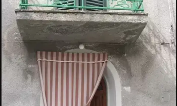 Rexer-Bagni-di-Lucca-Vendesi-Edificio-terra-cielo-Vico-Pancellorum-Bagni-Lucca-Altro