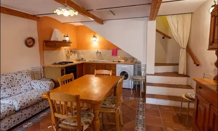 Rexer-Castel-del-Monte-Casa-indipendente-in-via-S-Sebastiano-a-Castel-del-Monte-Cucina