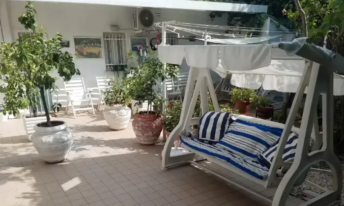Rexer-Riccione-Riccione-Zona-PortoImmobile-con-grande-giardino-Terrazzo