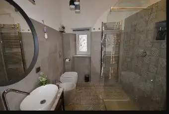 Rexer-Sutri-Splendido-Appartamento-finemente-ristrutturato-Bagno