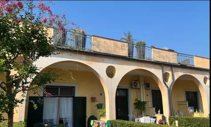 Rexer-Desenzano-del-Garda-Vendesi-appartamento-in-Strada-Vicinale-San-FrancescoDesenzano-del-Garda-Giardino