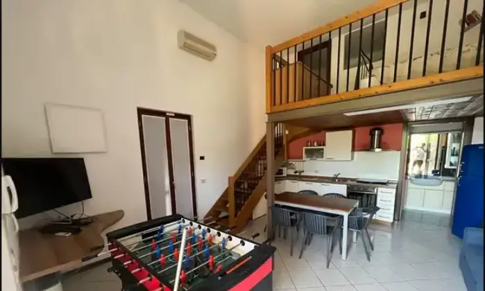 Rexer-Desenzano-del-Garda-Vendesi-appartamento-in-Strada-Vicinale-San-FrancescoDesenzano-del-Garda-Salone