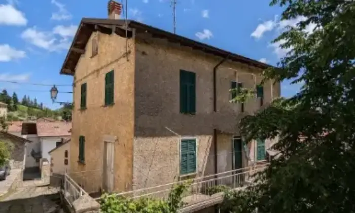 Rexer-Ottone-Casa-di-paese-in-vendita-in-via-A-Malaspina-Ottone-Terrazzo