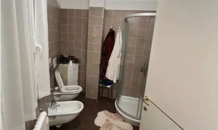 Rexer-Sanremo-Vendesi-appartamento-in-salita-Grand-AlbergoCorso-degli-InglesiSanremo-Bagno