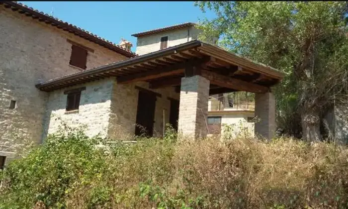 Rexer-Foligno-Casalecascina-in-vendita-in-Cupacci-Foligno-PG-Giardino