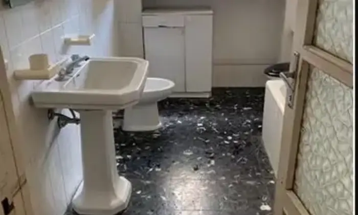 Rexer-Lentini-Vendesi-appartamento-in-Via-Domenico-Bottone-a-Lentini-Bagno