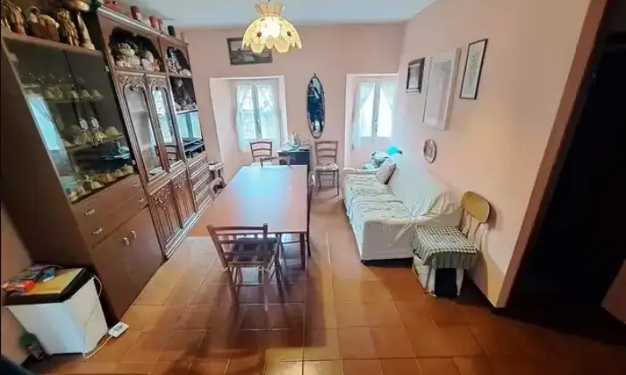 Rexer-Zavattarello-Casa-di-collina-pi-terreno-Altro