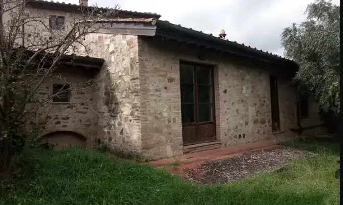 Rexer-Colle-di-Val-dElsa-Vendesi-Porzione-di-casale-a-Colle-di-Val-dElsa-SI-Giardino