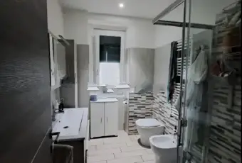 Rexer-La-Spezia-Trilocale-via-della-Scresa-Bagno