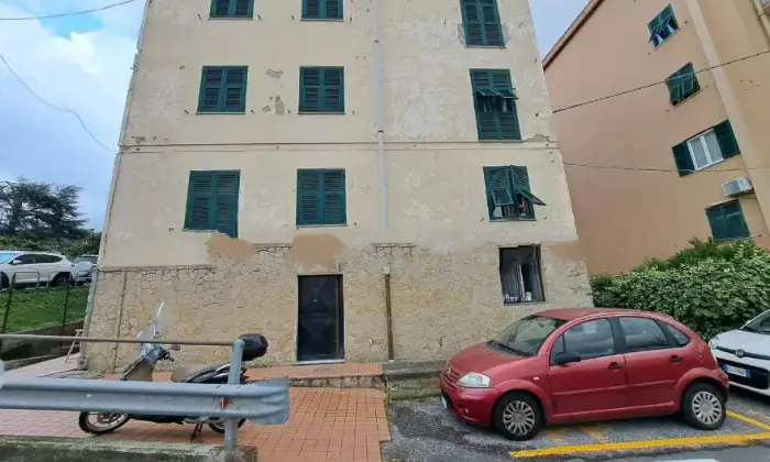 Rexer-La-Spezia-Trilocale-via-della-Scresa-Terrazzo