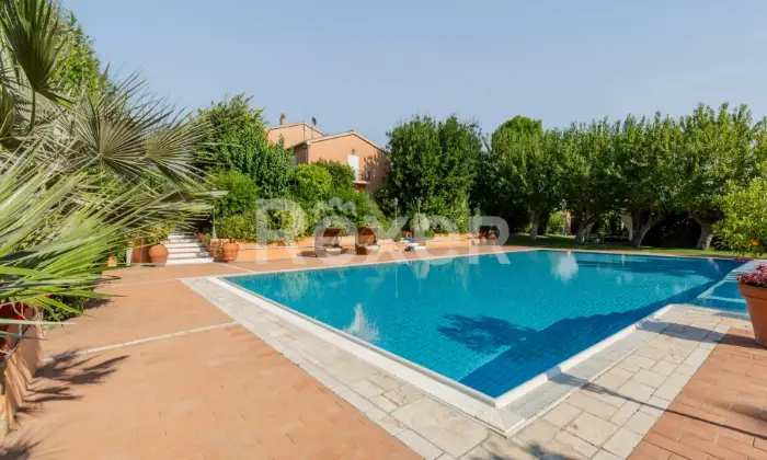 Rexer-Sirolo-Elegante-villa-con-piscina-a-pochi-passi-dal-mare-PISCINA