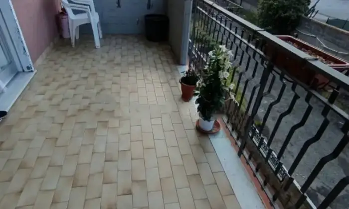 Rexer-Piedimonte-Etneo-Quadrilocale-in-vendita-in-via-Alfio-Cassisi-a-Piedimonte-Etneo-Terrazzo