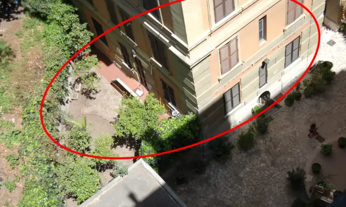 Rexer-Roma-Trastevere-elegante-trilocale-con-giardino-privato-Altro