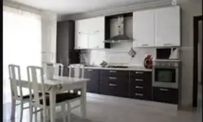 Rexer-Carapelle-Appartamento-in-vendita-in-via-Antonio-de-Curtis-a-Carapelle-Cucina